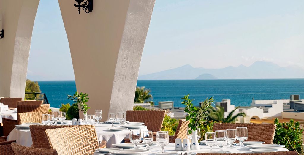 Mitsis Norida Beach Hotel 5*