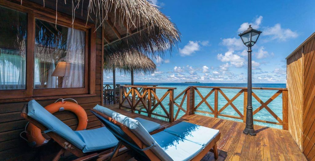 Fihalhohi Island Resort 4*