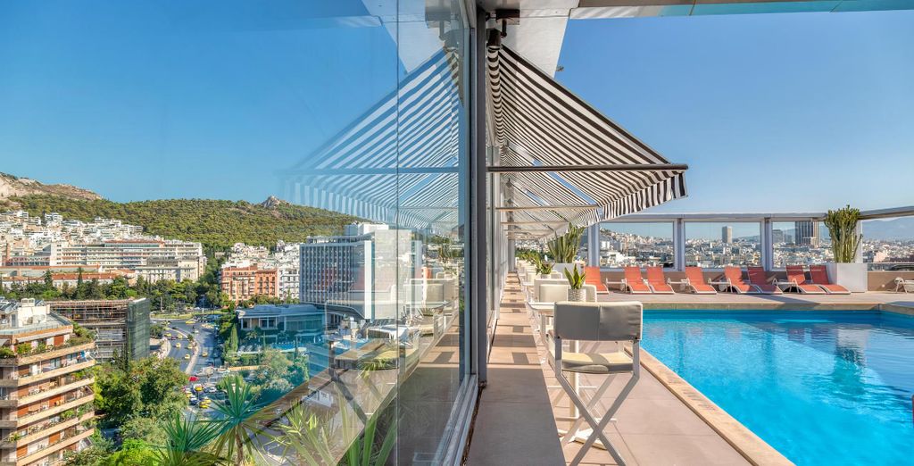 Divani Caravel Hotel 5*