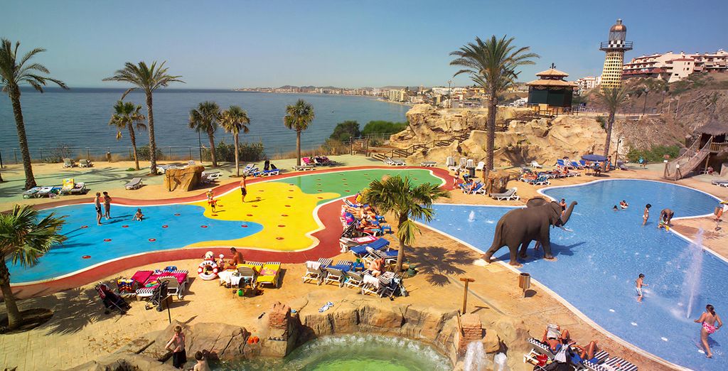 Roulette: Holiday World Resort 4*