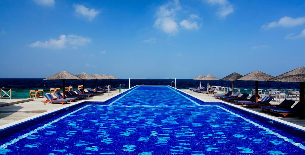 Centara Grand Island Resort & Spa 5*
