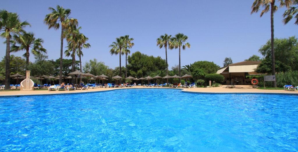 Bakour Garbí Cala Millor 4*
