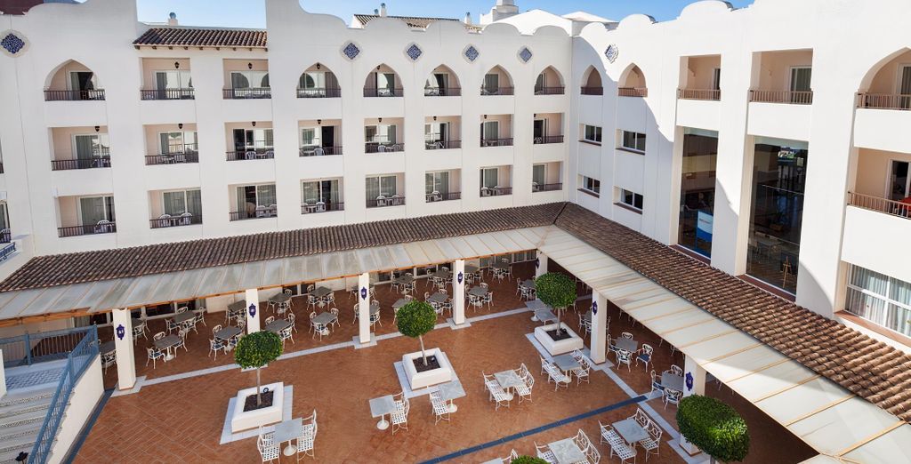 Hotel Mac Puerto Marina 4*