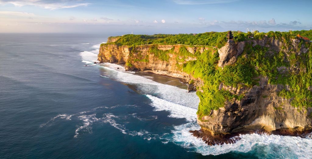 The Mansion Resort 4*, Anema Resort Gili Lombok 5* e Renaissance Bali Uluwatu Resort & Spa 5*