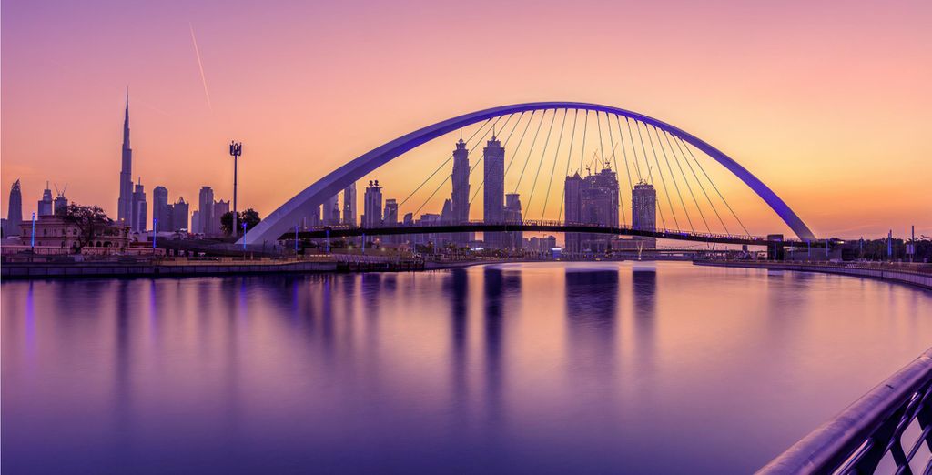 Hyatt Centric Jumeirah Dubai 5*