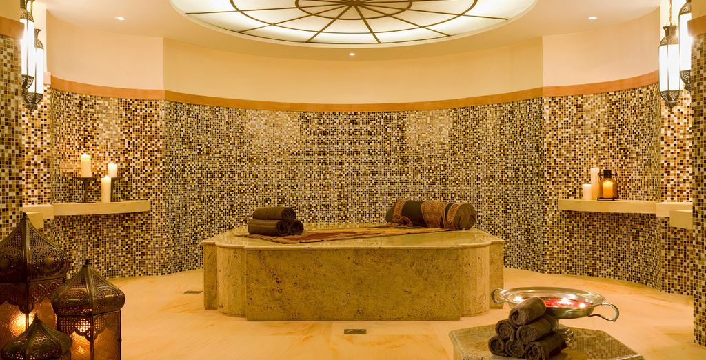 Palace Downtown 5*