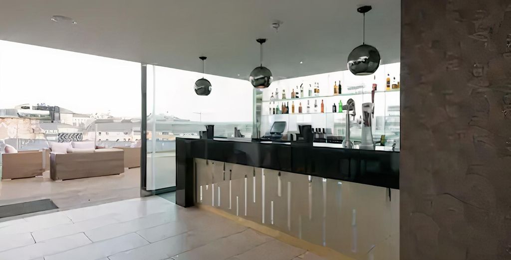 DoubleTree by Hilton Edinburgh City Centre 4*