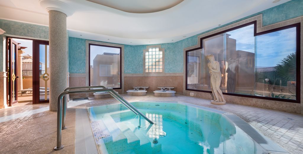 Hotel THe Esmeralda Maris 4*