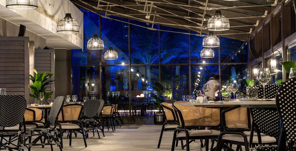 Sofitel Dubai Jumeirah Beach 5*