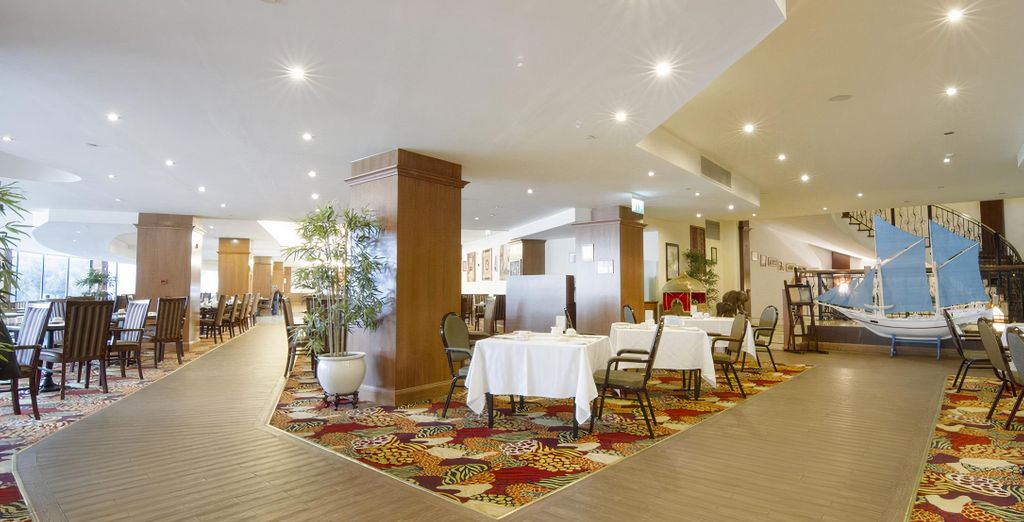 Grand Hotel Excelsior 5*
