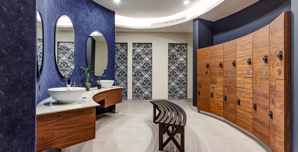 Planet Hollywood Beach Resort 5* 