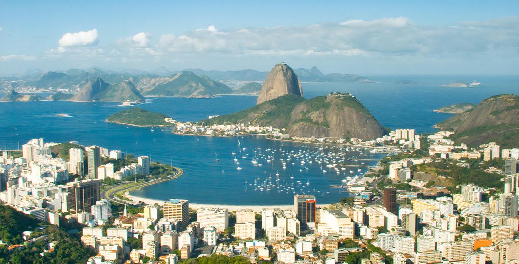 Soggiorno in libertà: Viaggio nella cultura carioca al ritmo di Samba