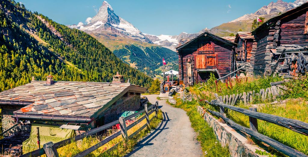 Unique Hotel Post Zermatt  4*