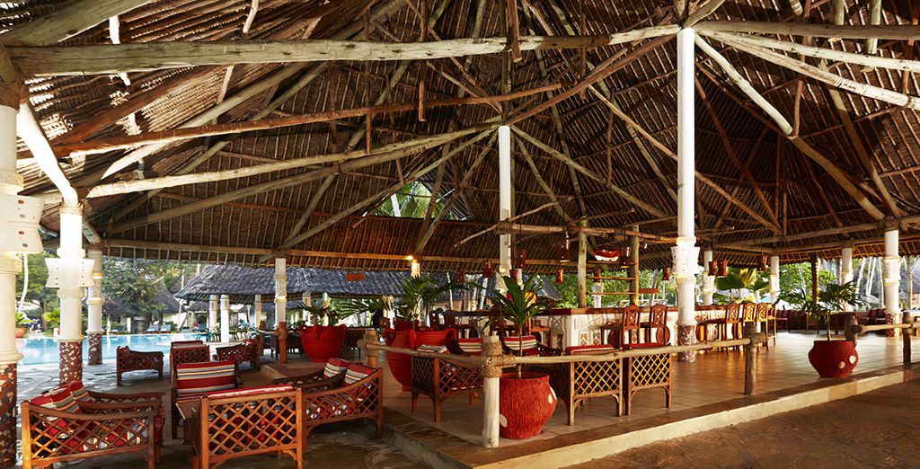 Neptune Village Beach Resort 4* con possibile safari