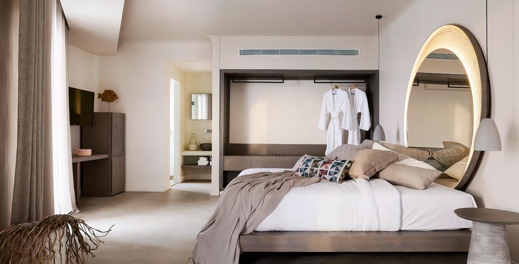 Amazon Mykonos Resort & Spa 5*