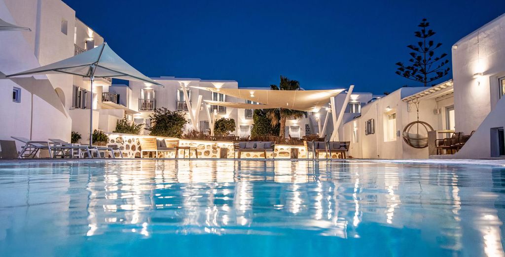 Tour di 6, 8 o 10 notti tra Santorini e Mykonos