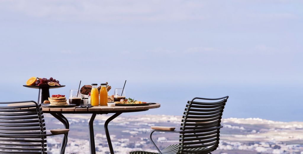 Hotel Apikia Santorini