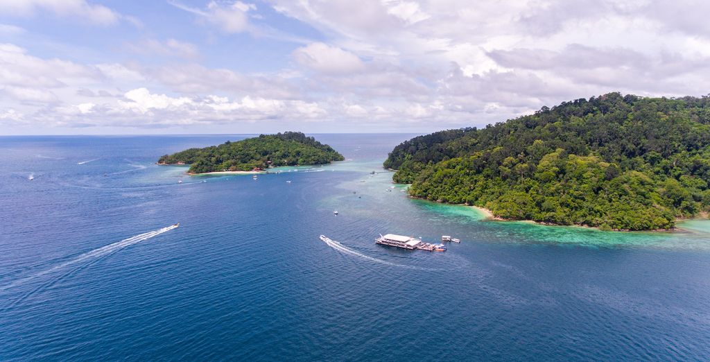 Bungaraya Island Resort & Spa 5* by Preferred Hotels