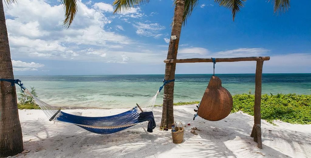 Zanbluu Beach Hotel 4*