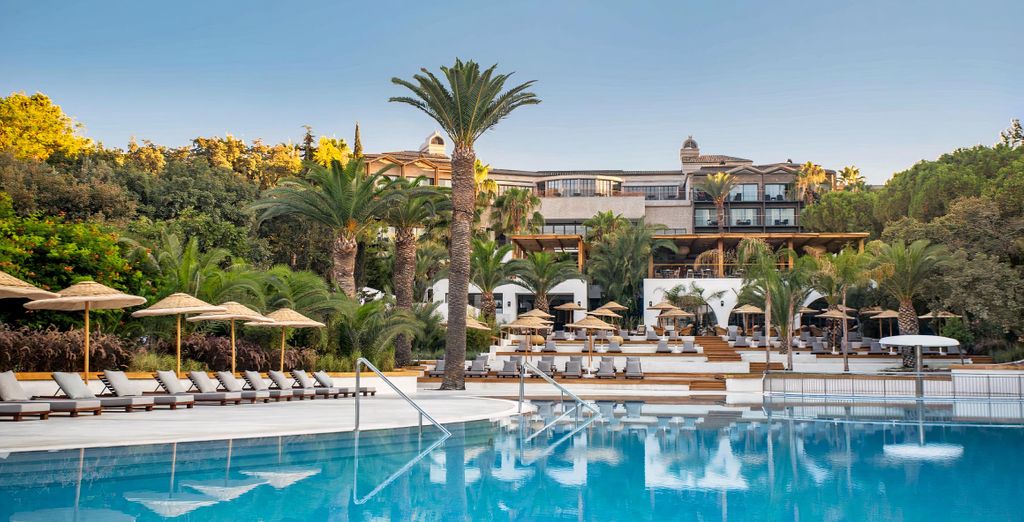 Club Marvy 5*
