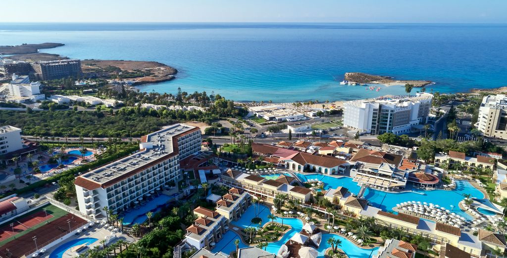 Atlantica Aeneas Resort 5*