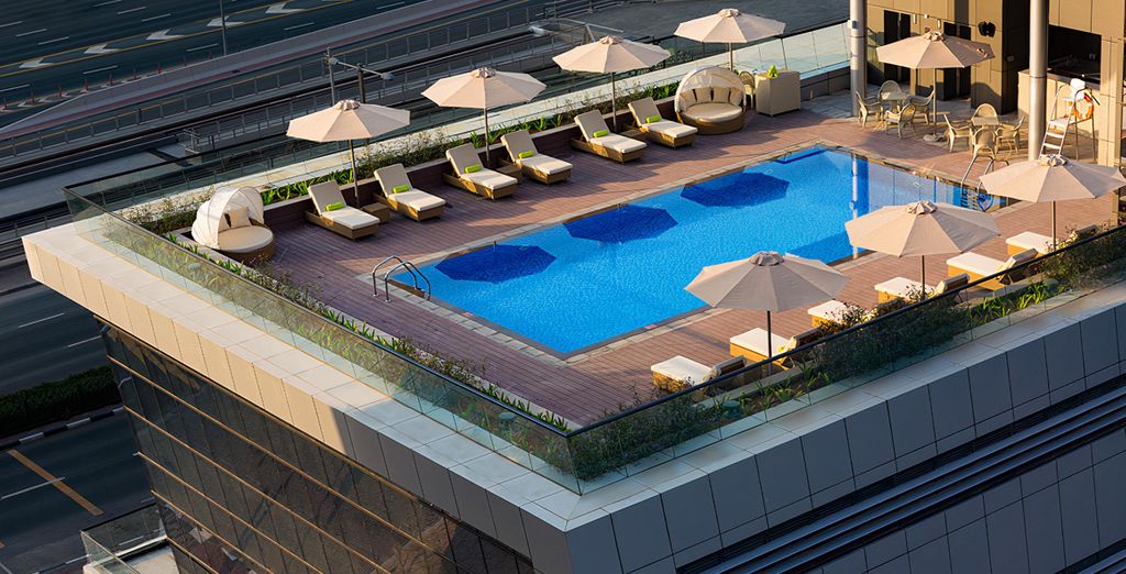 Millennium Place Marina 4*