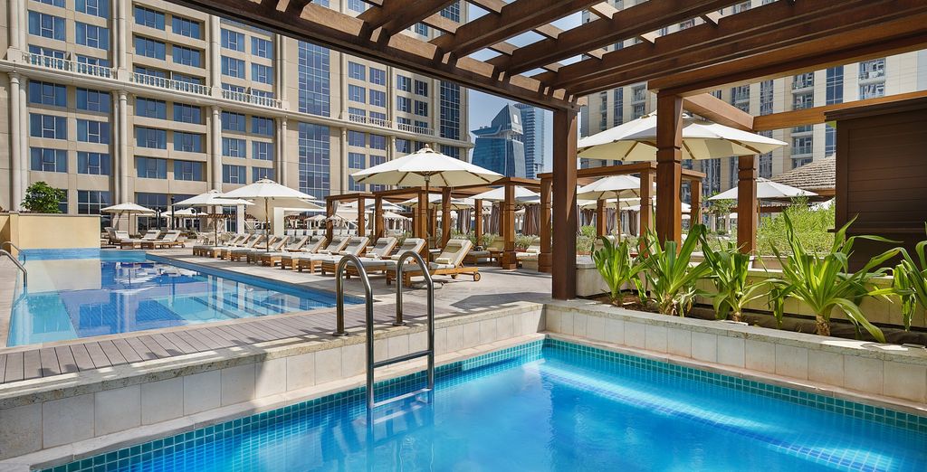 Hilton Dubai Al Habtoor City 5*