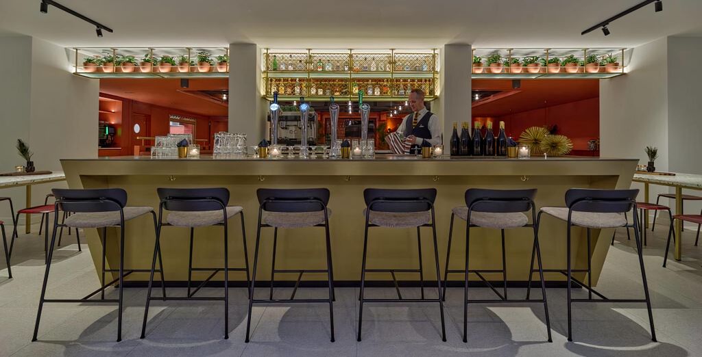 Eden Hotel Amsterdam 4*
