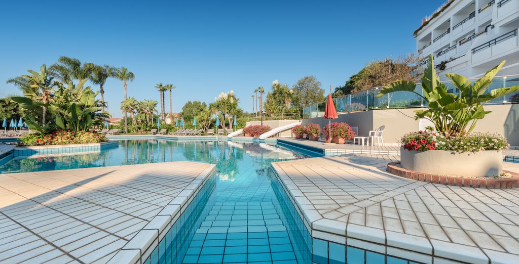 Acacia Palace 4*