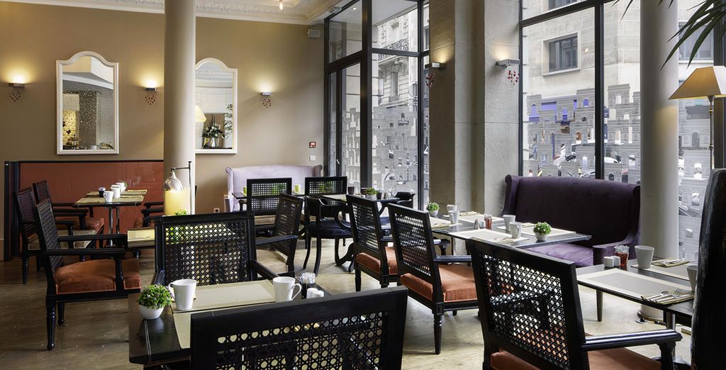 Hotel 123 Elysées 4* 