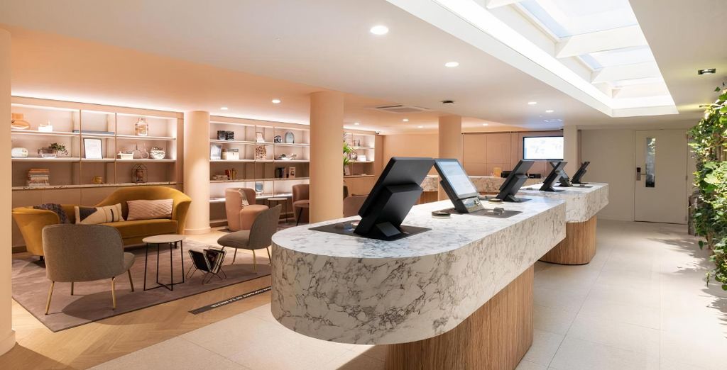 Eden Hotel Amsterdam 4*