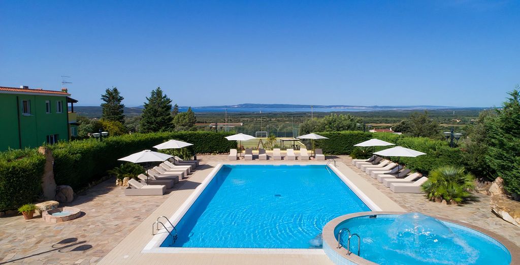 Lu' Hotel Porto Pino 4*