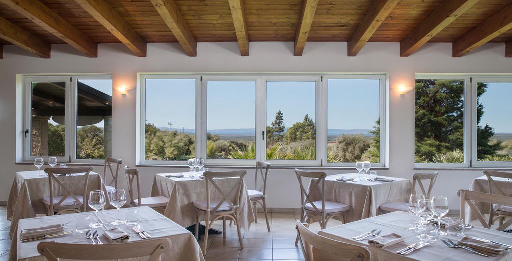 Lu' Hotel Porto Pino 4*