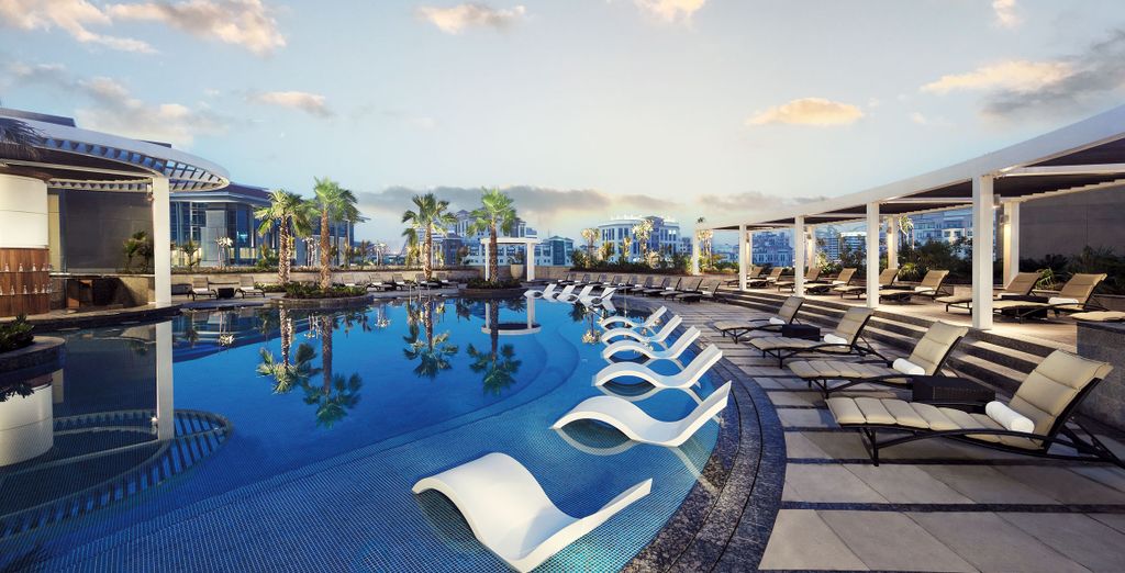5* Kombireise Hyatt Regency Dubai Creek Heights Hotel und Brennia Kottefaru Maldives Hotel