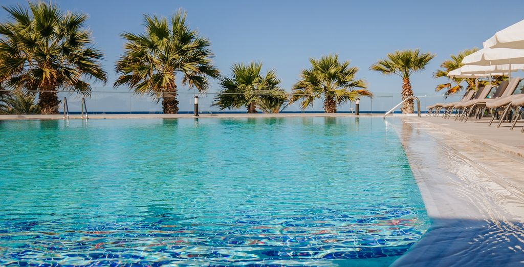 Hôtel Louis Paphos Breeze 4*