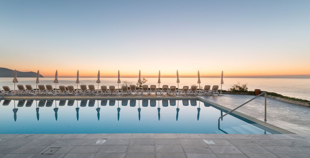 Hotel Atolon 4*