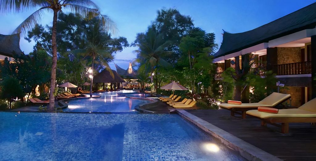 Combinato 4* Puri Sebali Resort, ASTON Sunset Beach Resort et Blue Karma Hotel