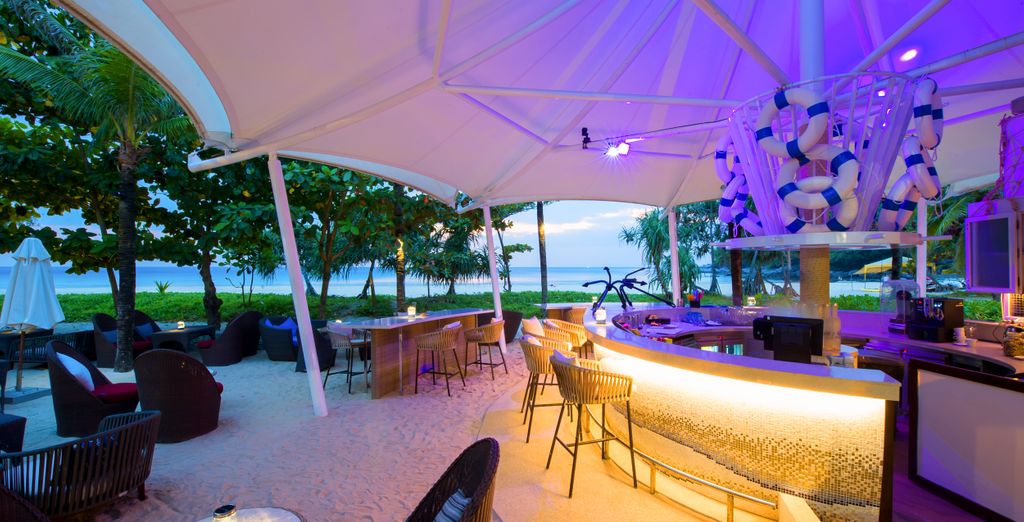 Combinato 5* Centara Grand & Bangkok Convention Centre at Central World e Centara Grand Beach Resort Phuket 