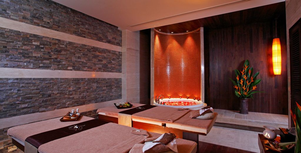Combinato 5* Centara Grand & Bangkok Convention Centre at Central World e Centara Grand Beach Resort Phuket 