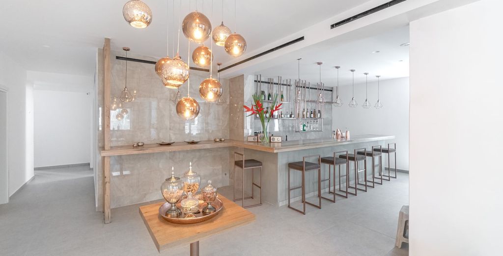Omnia Mykonos Boutique Hotel & Suites 4*