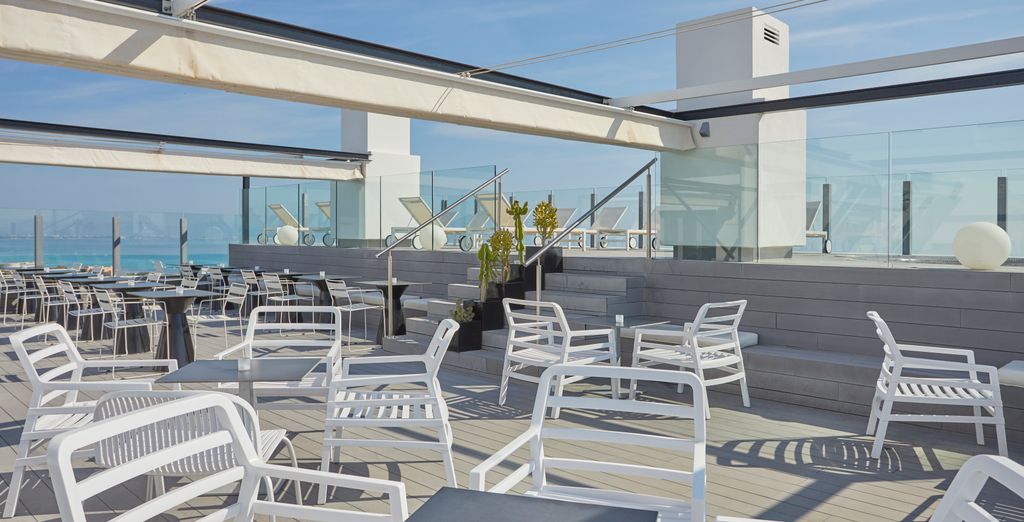 Tonga Tower Design Hotel & Suites 4*