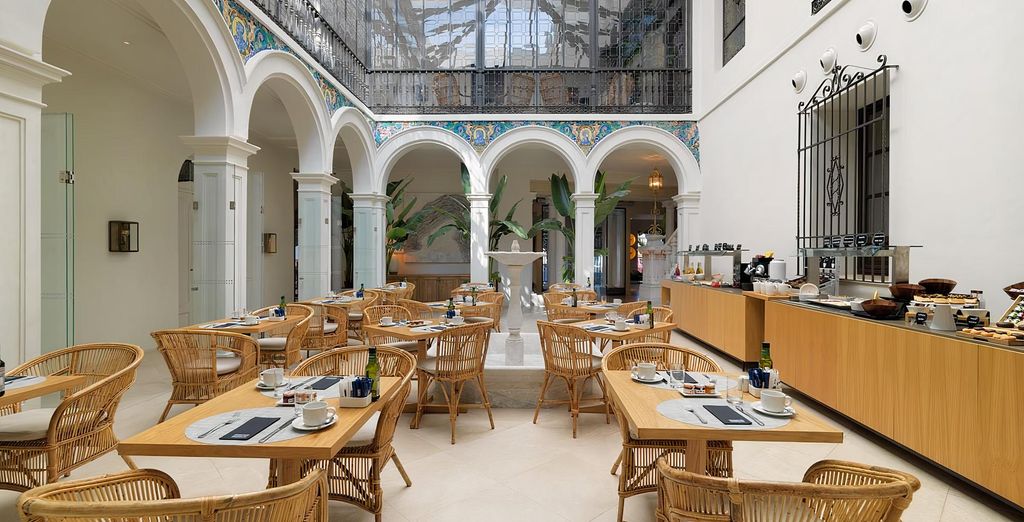 H10 Palacio Colomera 4*