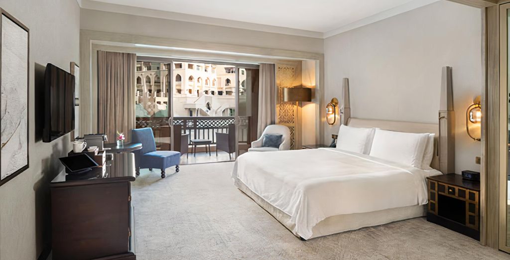 Palace Downtown 5*