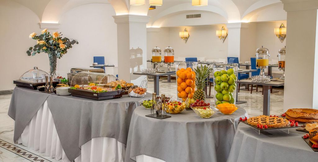 Hotel Shangri-La 4*