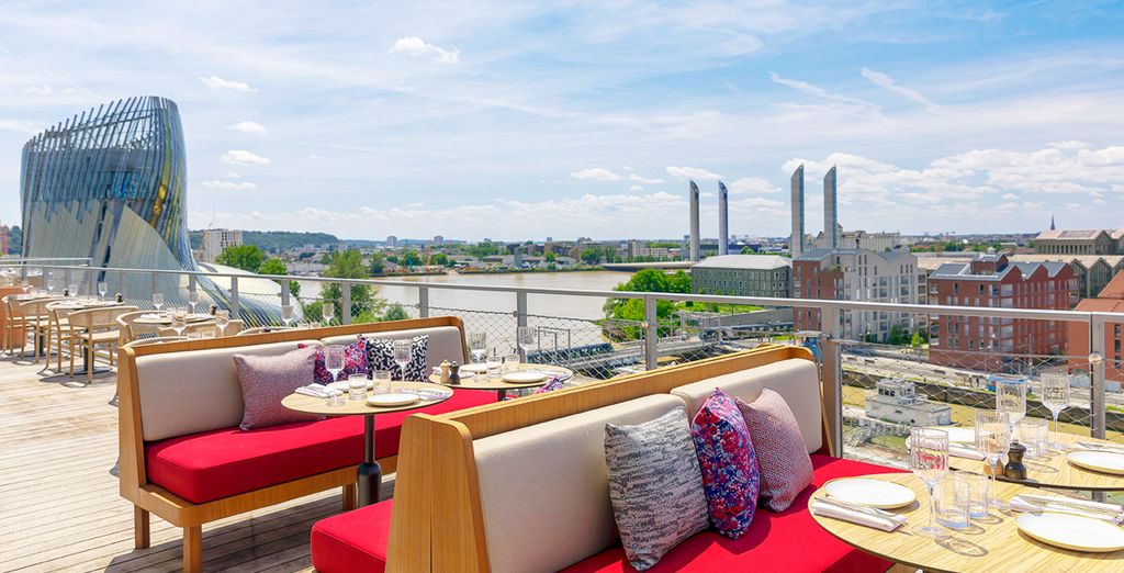 Hotel Renaissance Bordeaux 4*