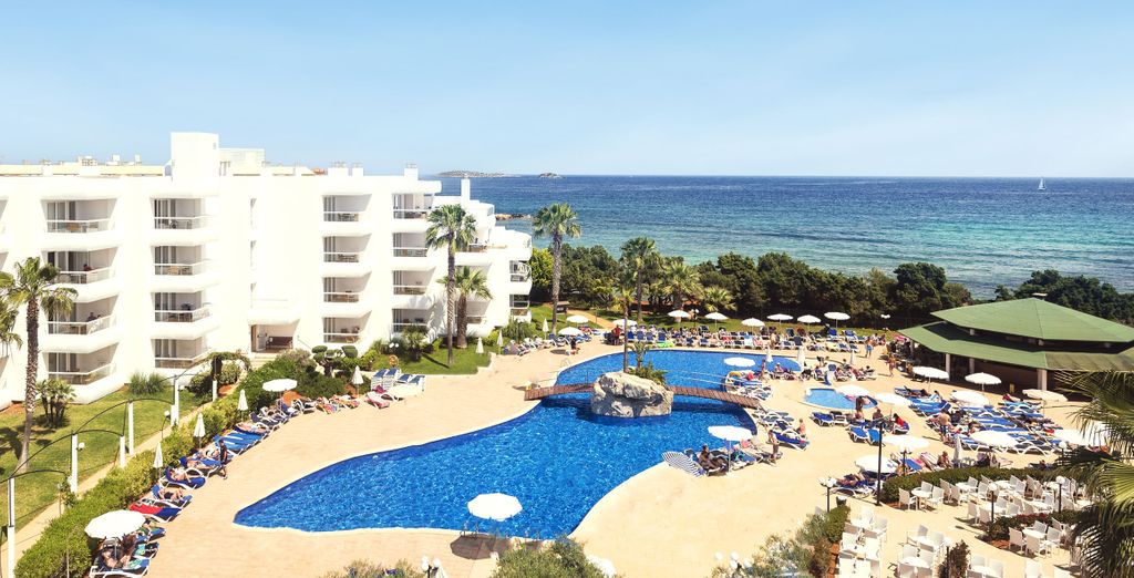 Tropic Garden Hotel Apartments