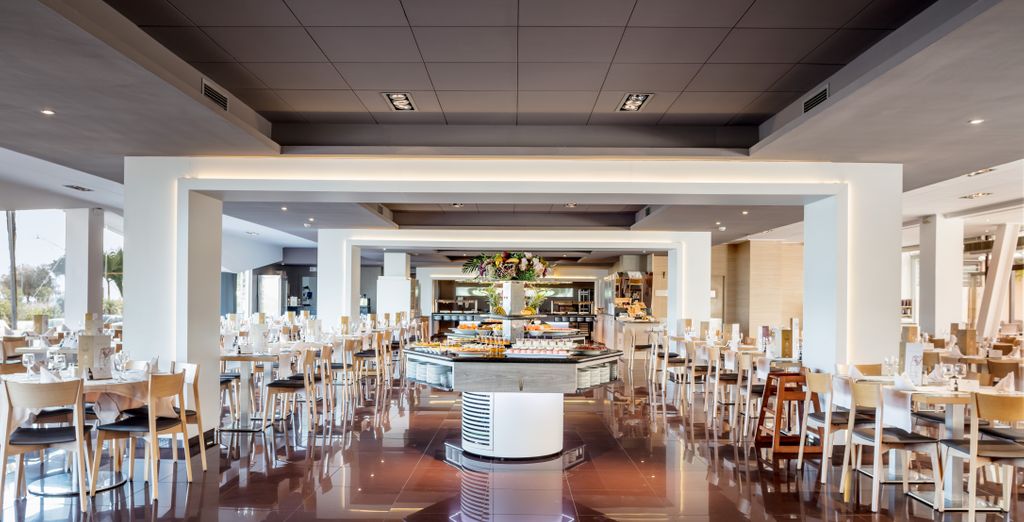 AQUA Hotel Promenade 4*