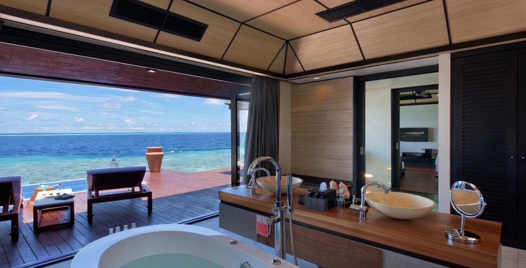 Lily Beach Resort & Spa 5*