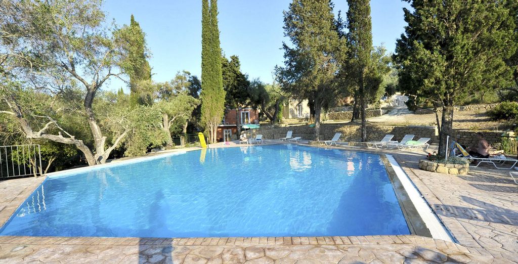 Aqua Blue Hotel 5*
