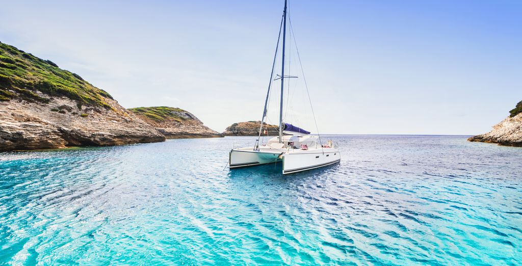 Thera Mare Resort and Spa 4*